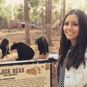 Meet your Posher, Danielle